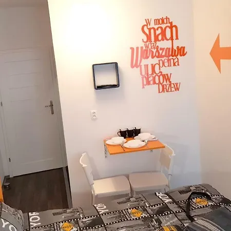 Walk Distance To Mokotow Business Park *