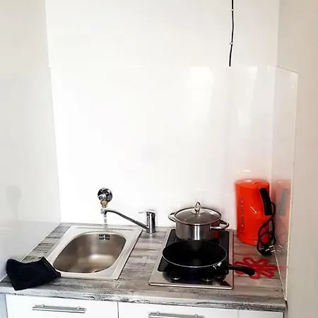 Walk Distance To Mokotow Business Park